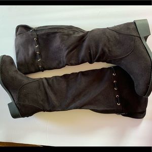 Sarah Jayne Anne black suede boots girls size 13 M